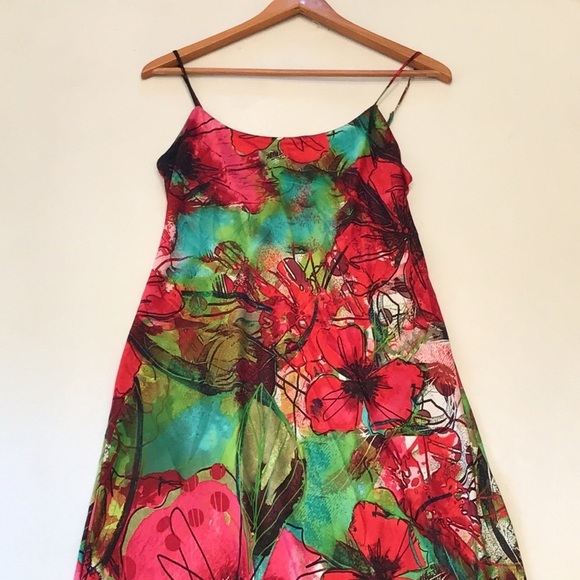 Natori Madame Ning Silky Charmeuse Floral Night Gown - Picture 3 of 9